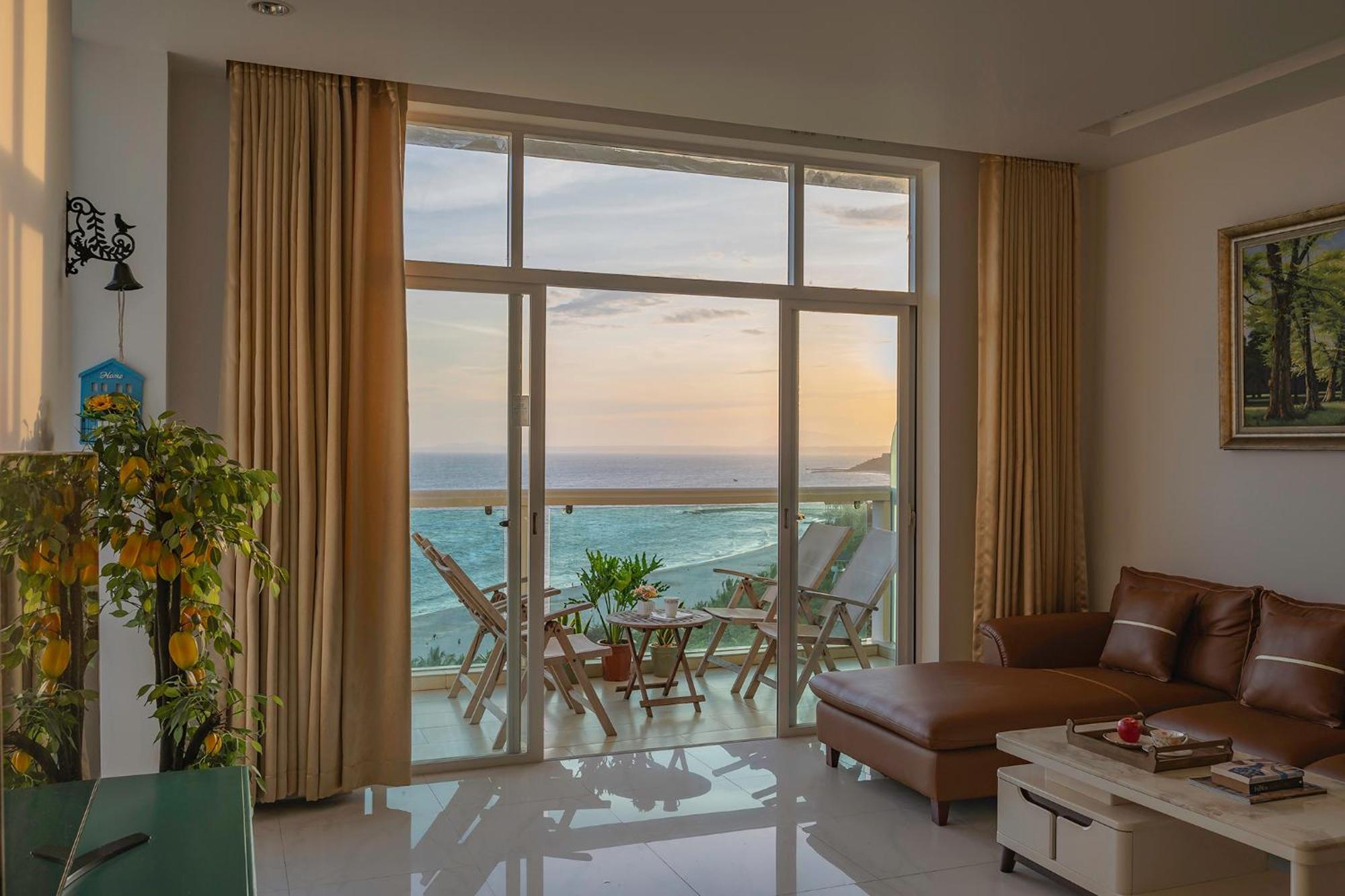 Casa Home - Ocean Melody - Beach Front 3Br Apartment Phan Thiết Buitenkant foto