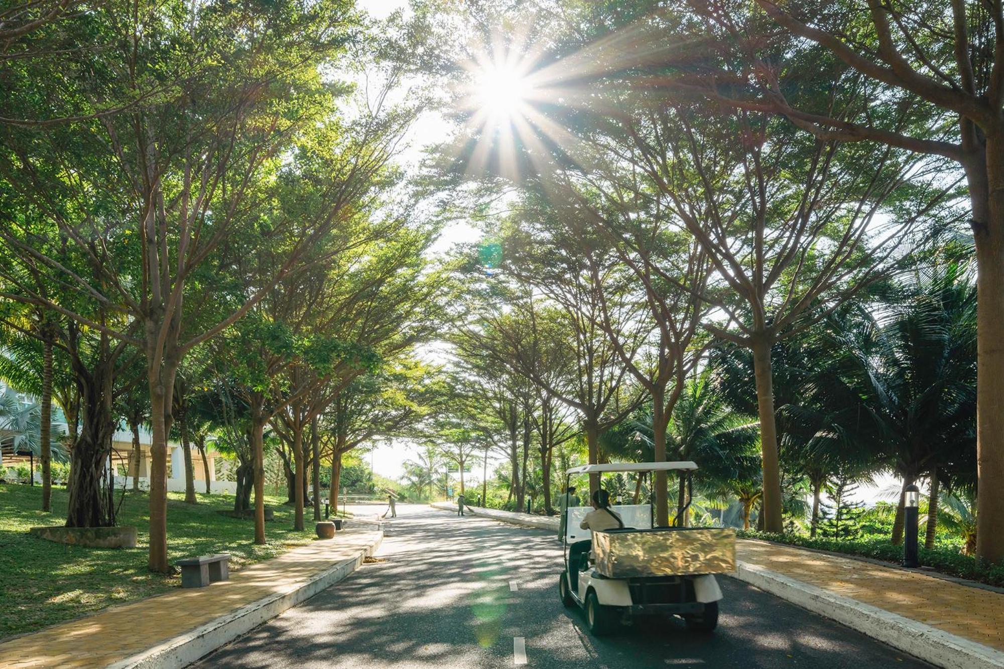 Casa Home - Ocean Melody - Beach Front 3Br Apartment Phan Thiết Buitenkant foto